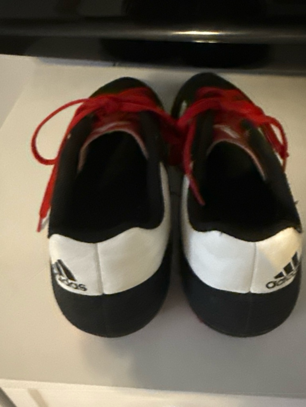 adidas men’s Black Sneakers with White Stripes and Red Laces size 10 - Picture 4 of 5